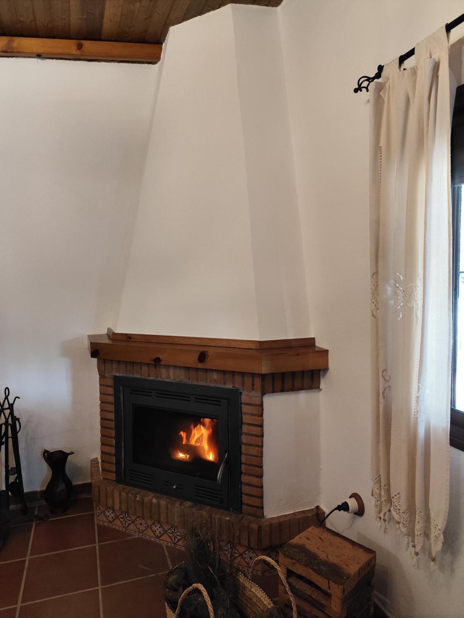 Vivienda Rural Los Madronos Malcocinado  Extérieur photo